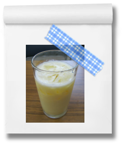 100円とは思えないボリューム ミックスジュース.png