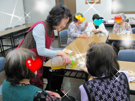 おやつタイムの準備 お茶の用意.jpg