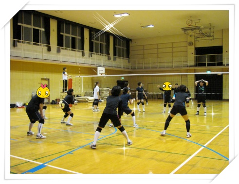 生中との練習試合風景 バレー4.jpg