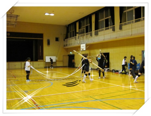 練習終了後の撤収作業 バレー9.jpg