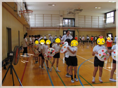 盆踊りの練習中 盆踊り練習2.jpg